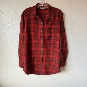 The North Face red and black plaid flannel long sleeve top